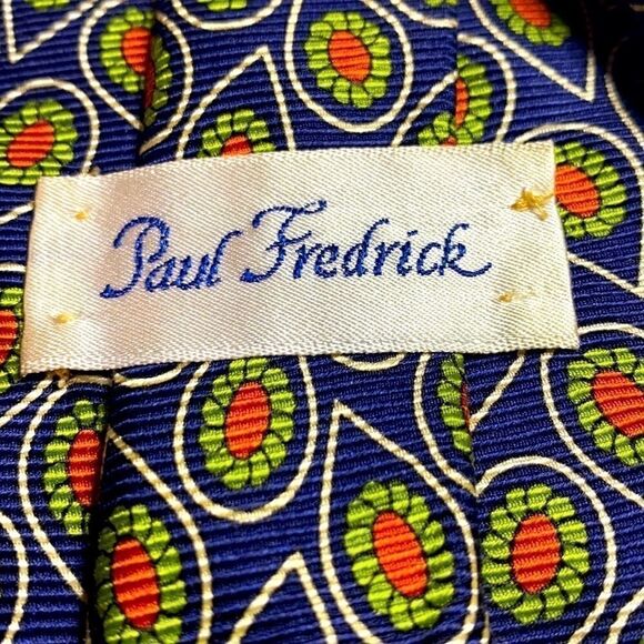 Paul Fredrick hand tailored silk tie made in USA - Picture 4 of 7